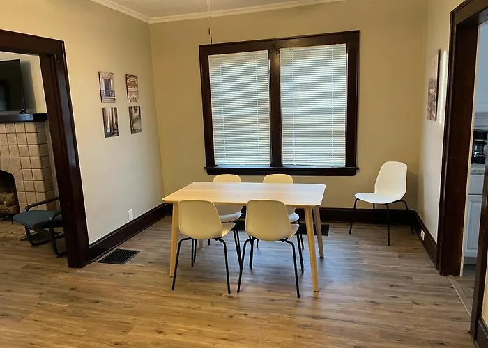 Hudson #1 Private Two Bed Near Xavier & Downtown
